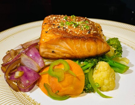 teppan-salmao-com-legumes
