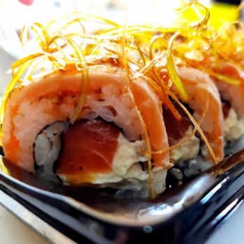 uramaki_salmao_fila_especial